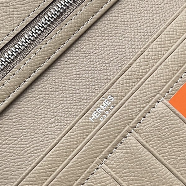 エルメス財布コピー着用イメージ